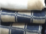 Текстиль , комплекты , простыни , полотенца , покрывала / Махачкала
